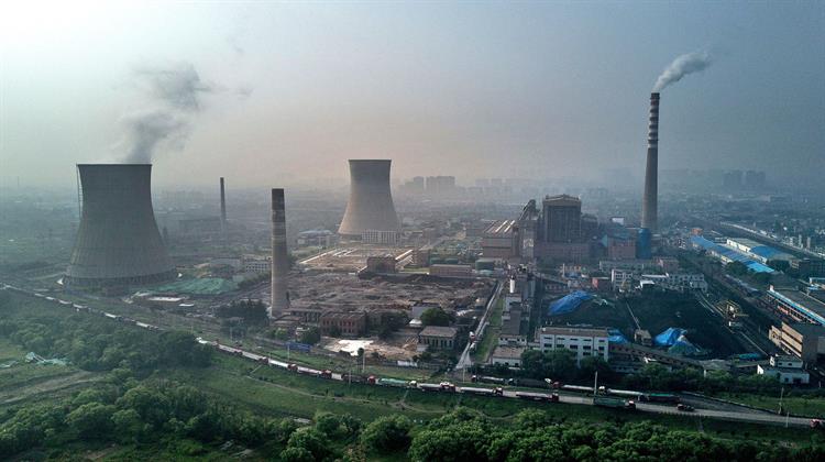 Κίνα: Μείωση των Εκπομπών CO2 για το Α’ Εξάμηνο 2025